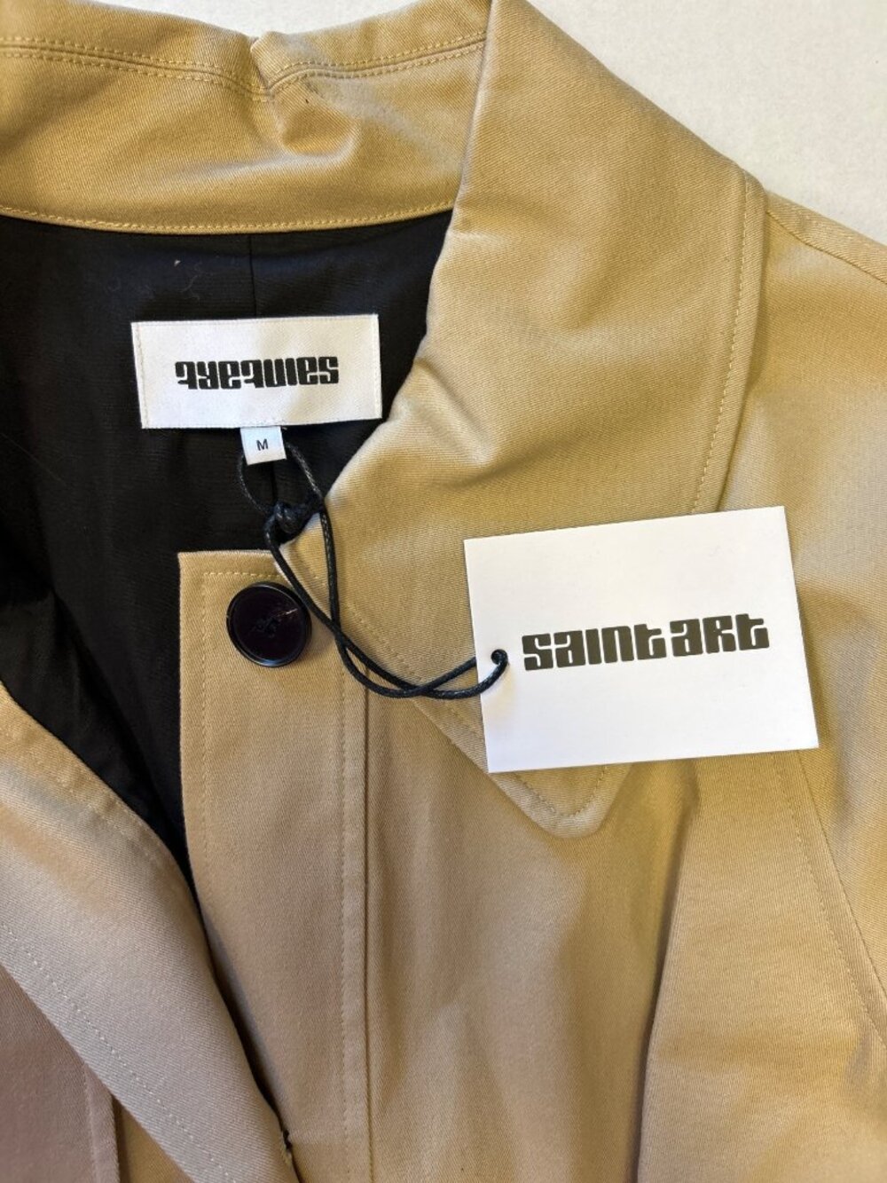 Saint Art New York London Trench Coat Khaki Size Medium NWT - Picture 6 of 9